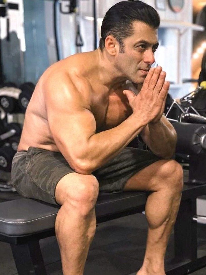 सलमान की इन फिल्मों ने तोड़े कमाई के सारे रिकॉर्ड्स