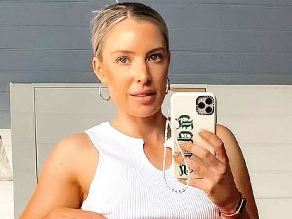 'जिमवियर में मार्केट क्यों गई?' निशाने पर सोफी