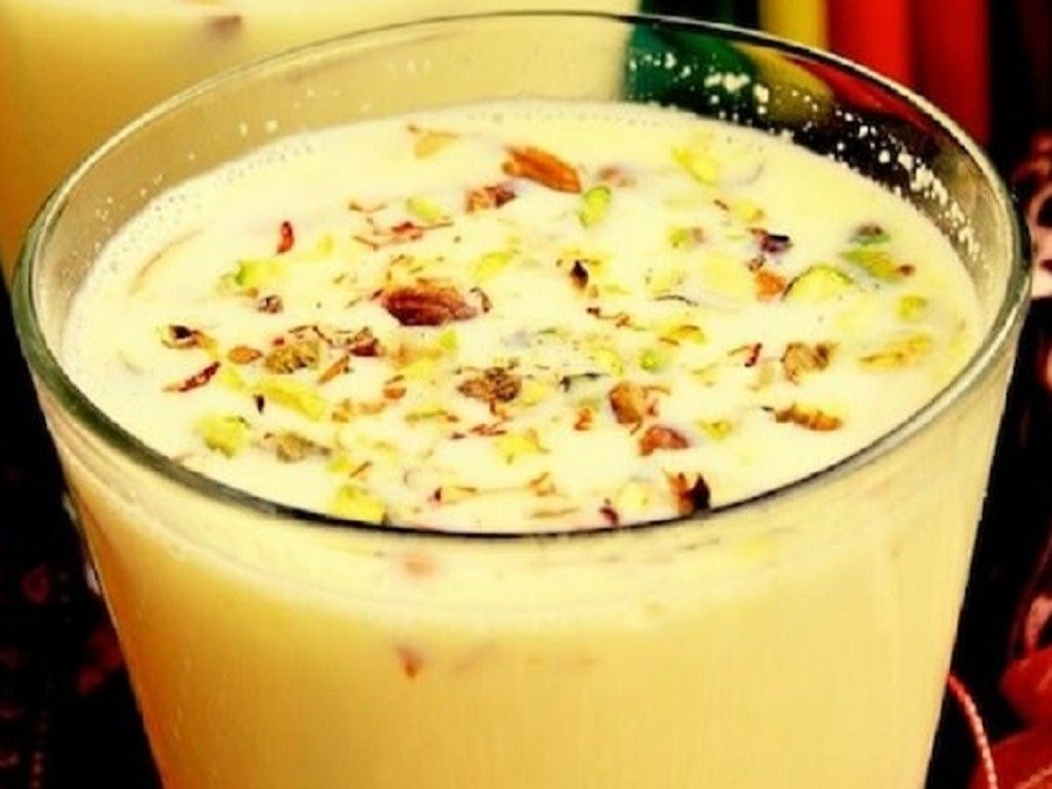 सर्दी-जुकाम में मुफीद बादाम शेक, ऐसे करें तैयार