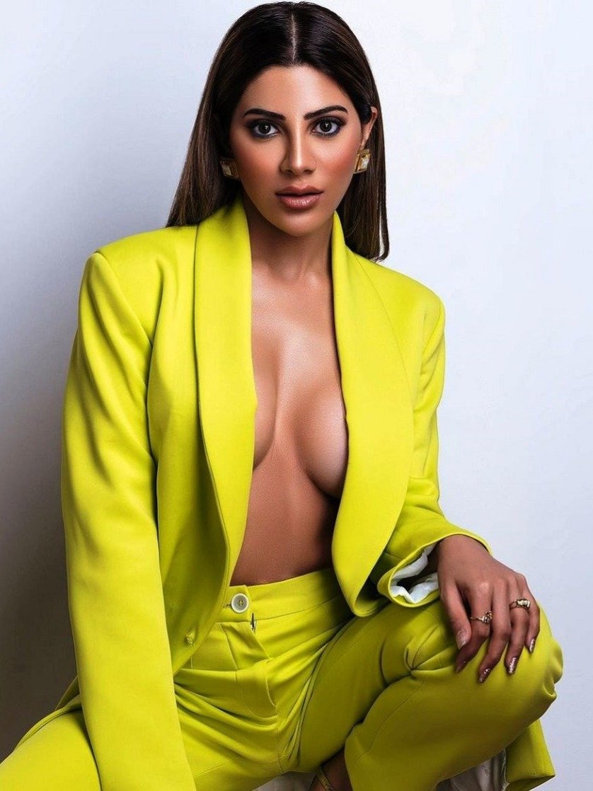 ब्रा नहीं पहनी तो इन एक्ट्रेसेज के पीछे पड़े ट्रोल्स 