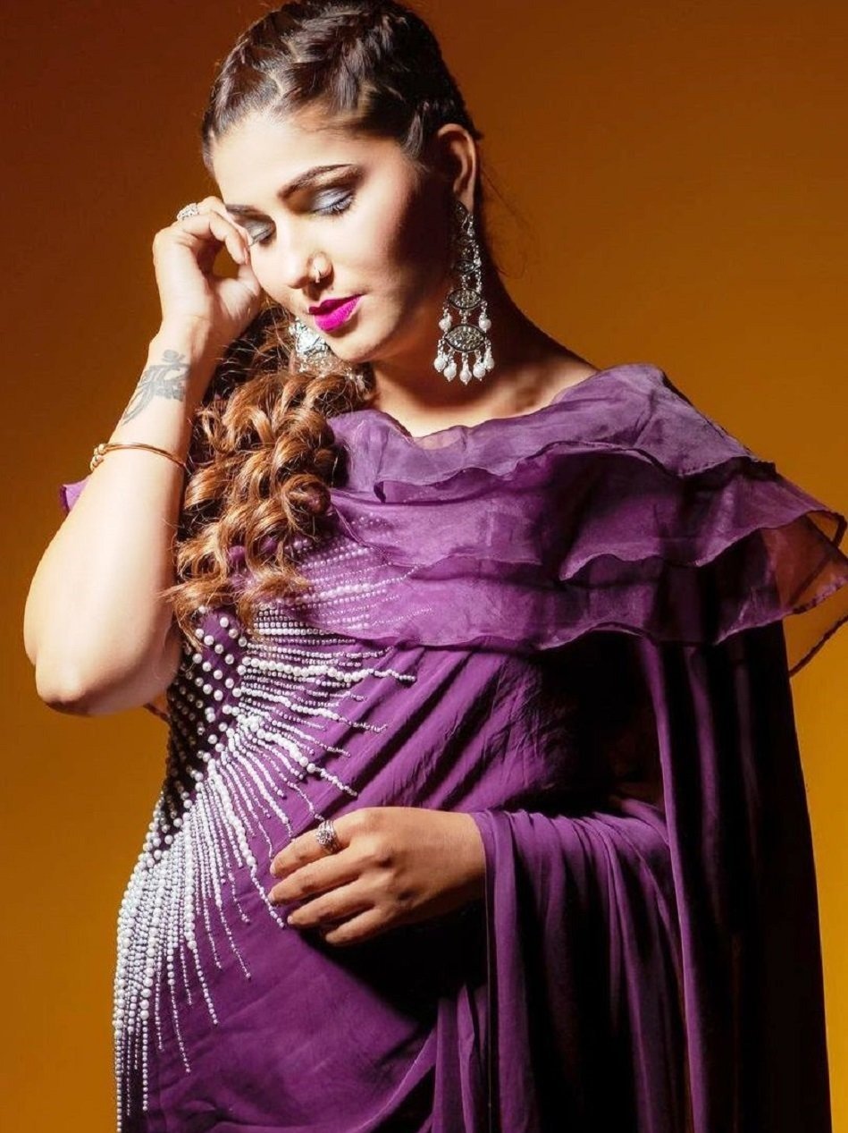 सपना का 'बटरफ्लाई' स्टाइल, देखें खूबसूरत तस्वीरें