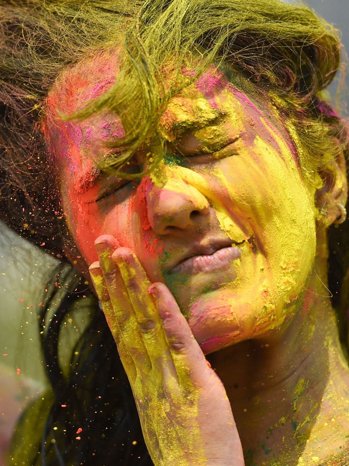 হোলির ৮ দিন আগে করবেন না এই কাজগুলি