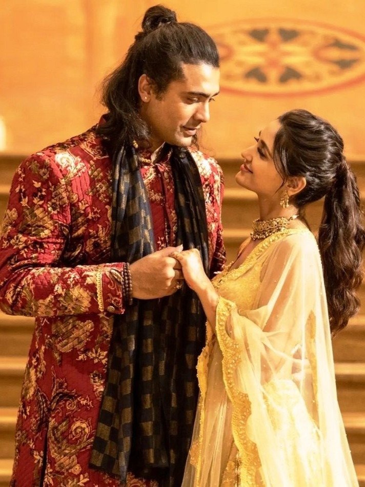 जुबिन नौटियाल ने कर ली निकिता दत्ता संग सगाई!