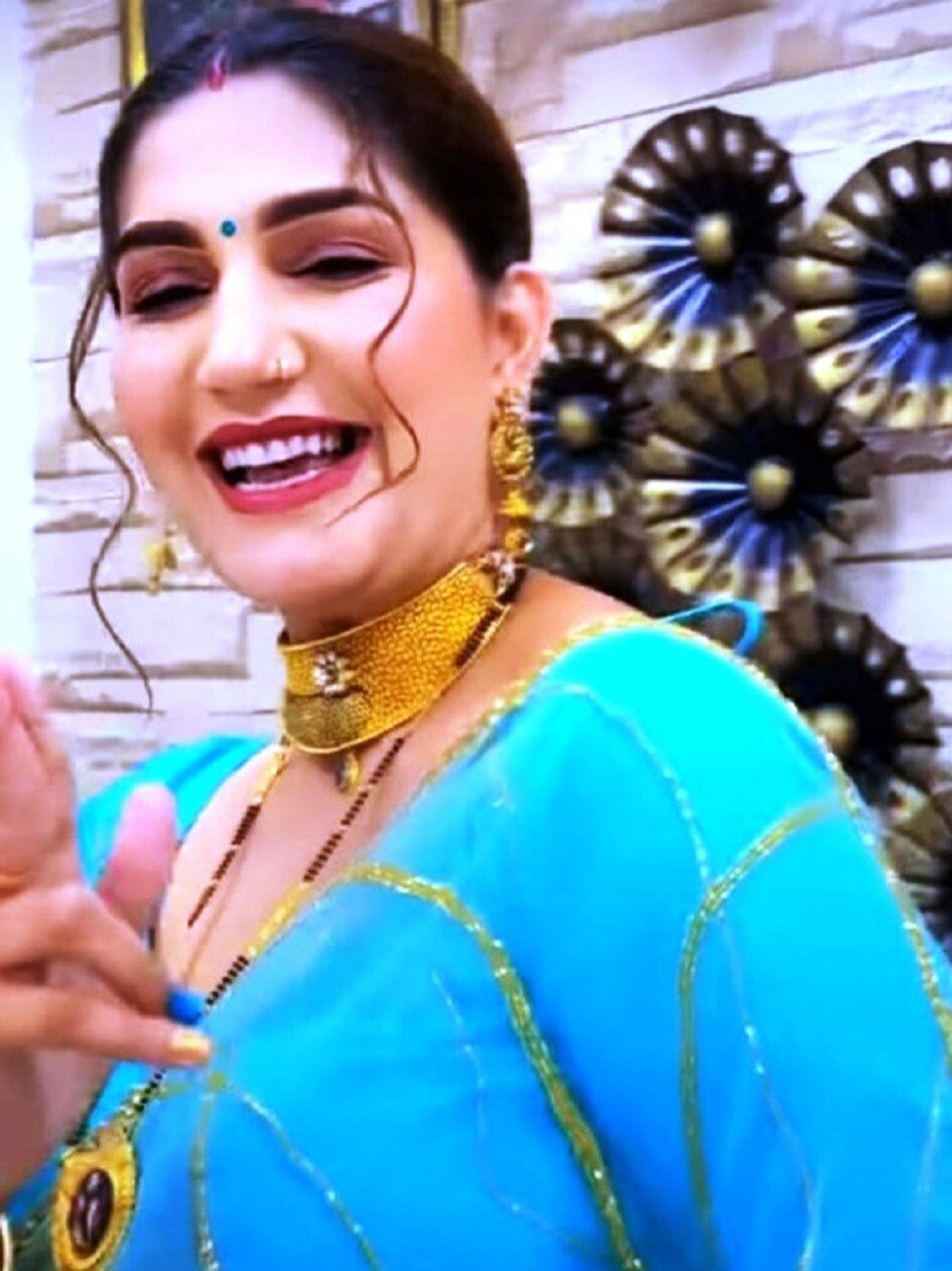 सपना ने अंखियों से गोली मारी, फैंस से पूछा ये सवाल