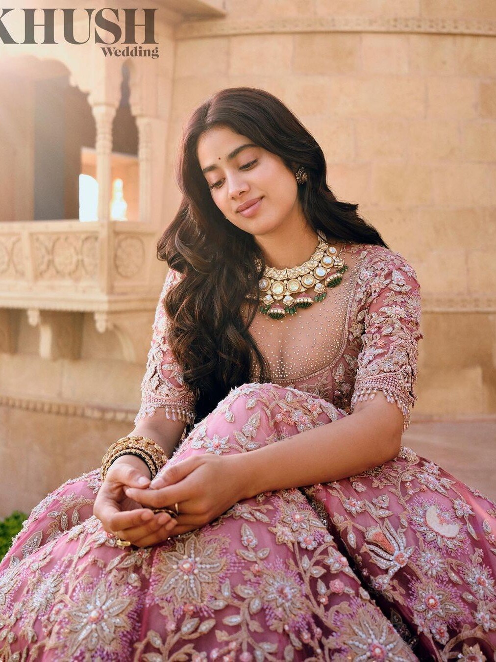 जाह्नवी कपूर के ब्राइडल लुक्स, देखें दिलकश अदाएं