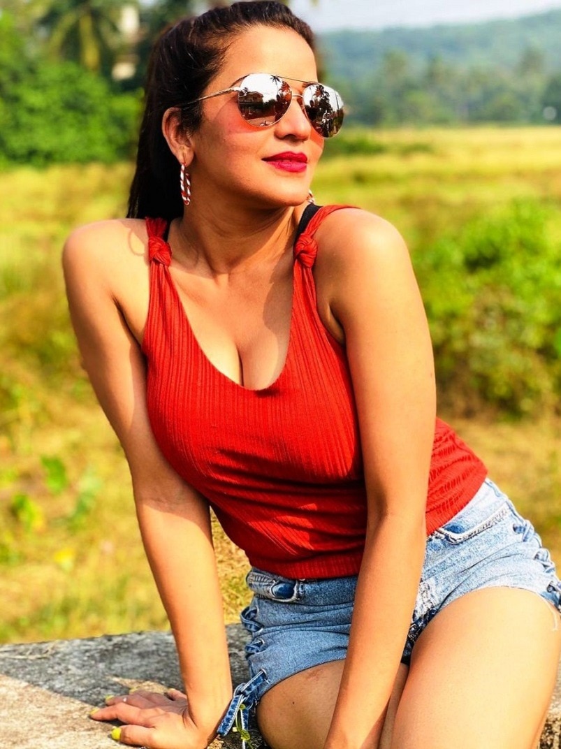 कौन है जिसने मोनालिसा को पीछे मुड़कर नहीं देखा?