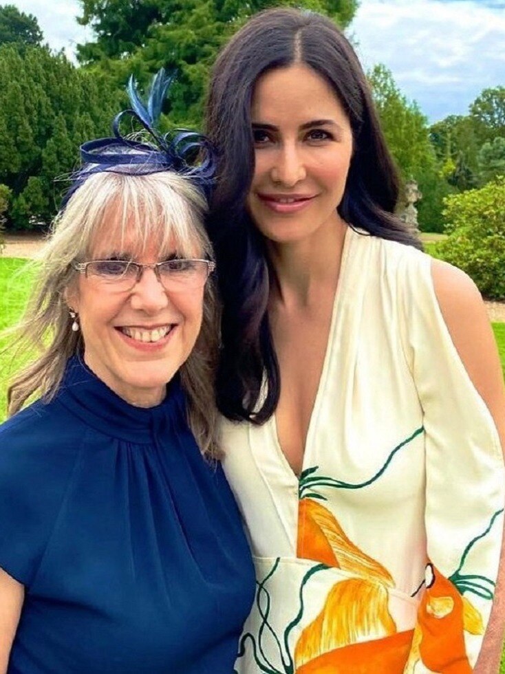 मदर्स डे पर इन बॉलीवुड स्टार्स ने शेयर किए खास पल