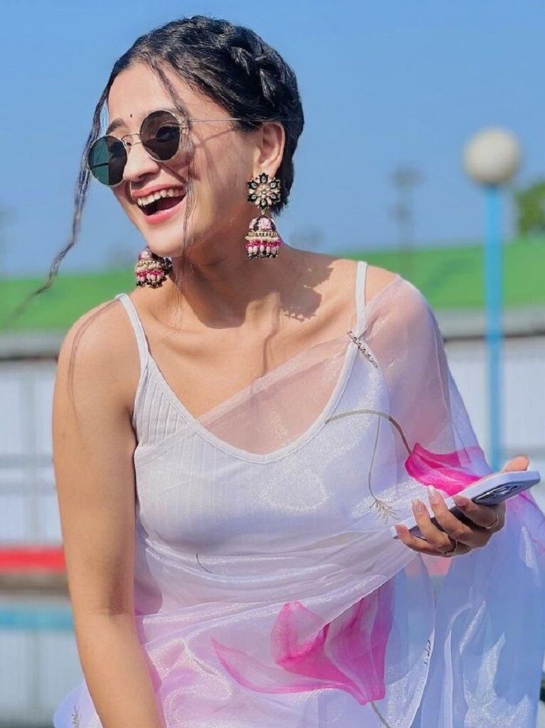 आलिया की हमशक्ल को देख रह जाएंगे हक्के-बक्के!