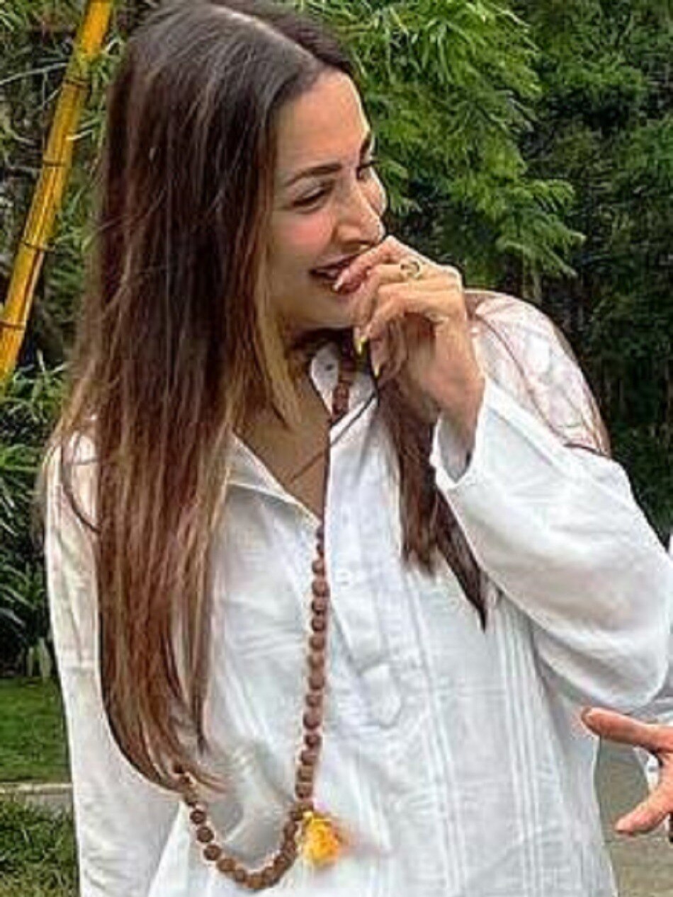 'जोगन' बनी नजर आईं मलाइका का ये लुक देखा आपने?