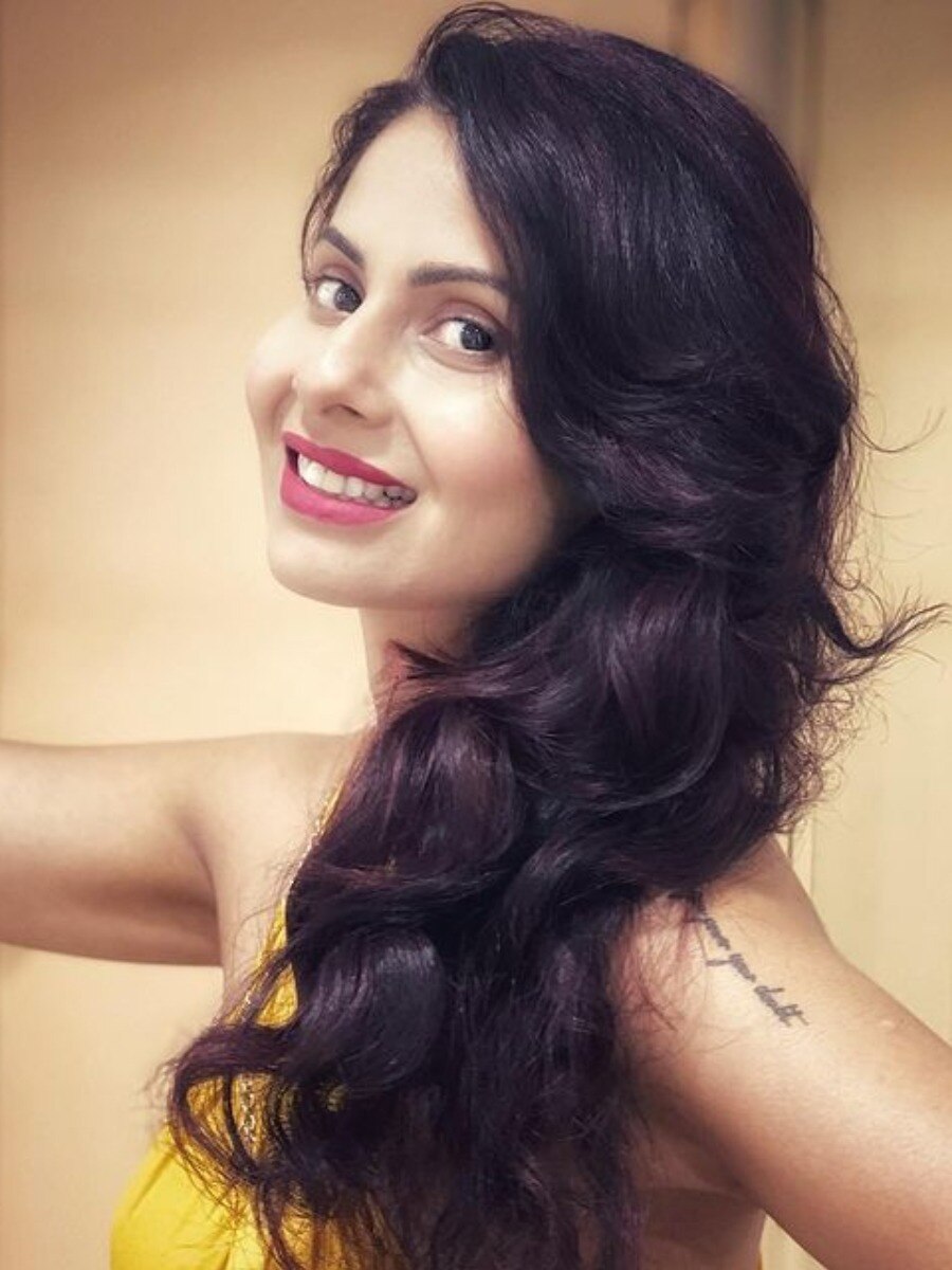 স্তন বাদ যাওয়ার দাগ, সামনে আনলেন  CHHAVI