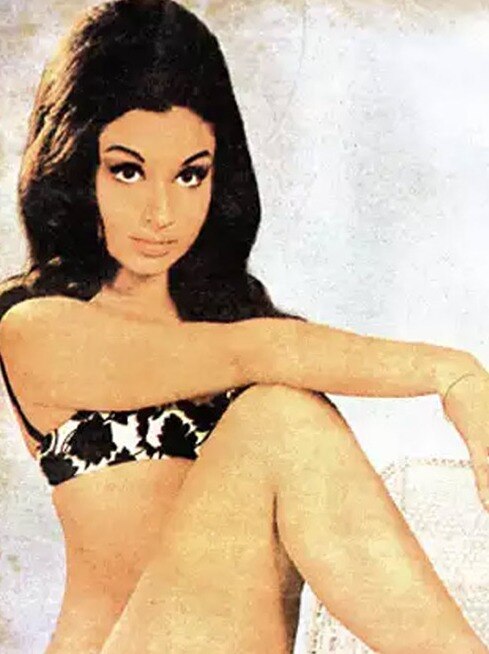 जब बिकिनी में दिखीं शर्मिला-नीतू कपूर