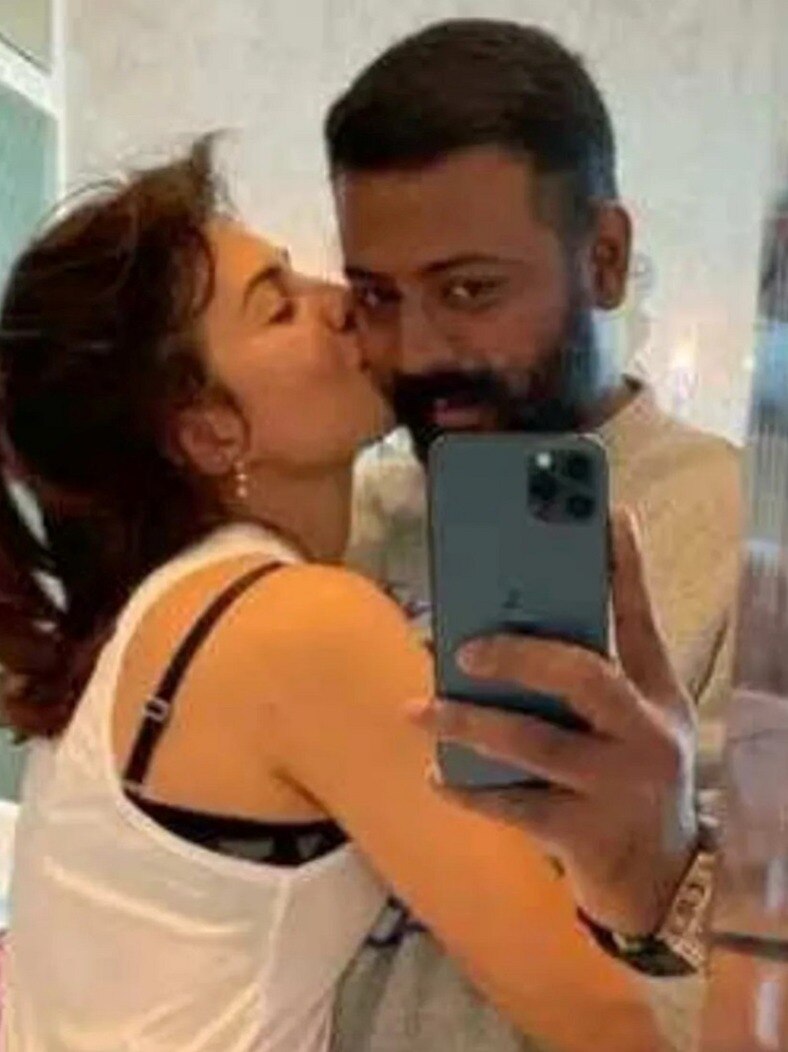 जैकलीन से नोरा तक, महाठग सुकेश ने इन्हें दिए ये गिफ्ट्स