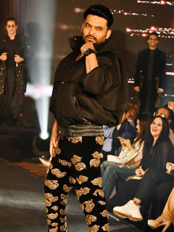 रैंप पर कपिल शर्मा ने दिखाई अदाएं