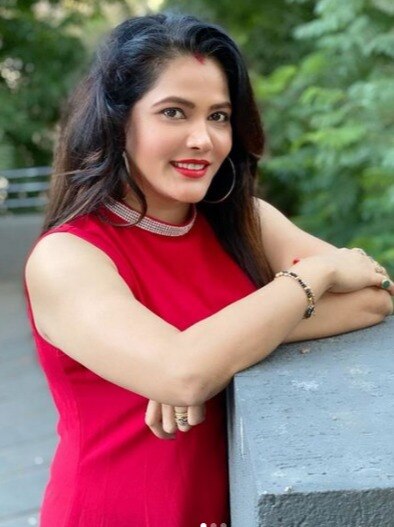 भोजपुरी की आइटम क्वीन, जिसे लोग कहते हैं 'हेलेन'