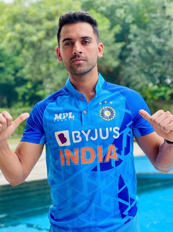 India players flaunt new cricket jersey