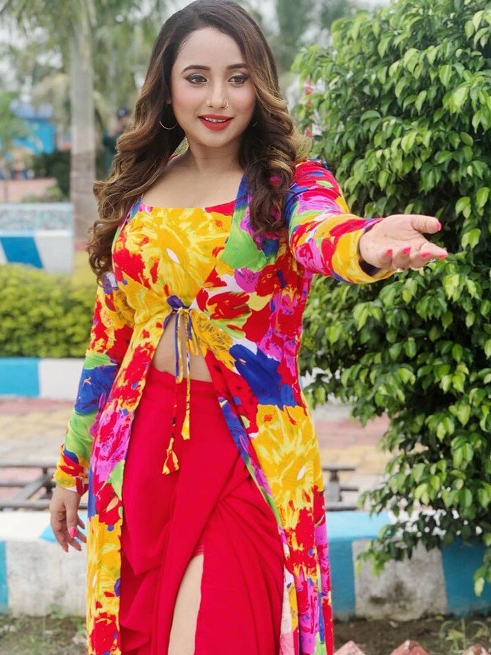 बिना मेकअप कैसी दिखती हैं ये भोजपुरी एक्ट्रेस?