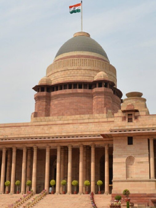 5 लाख सैलरी, 86 खास गार्ड्स...जानें राष्ट्रपति की सुविधाएं