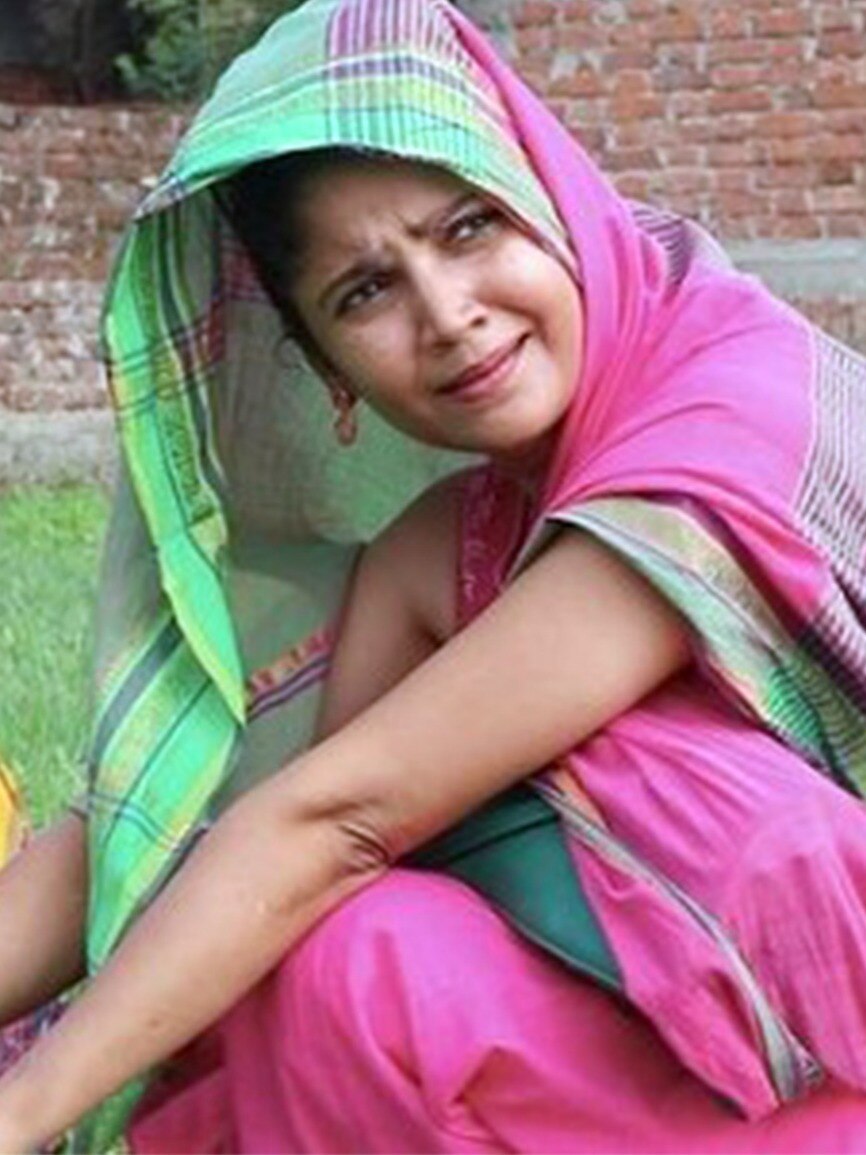 क्यों खेतों में जिंदगी गुजार रही एक्ट्रेस?