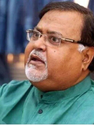 पार्थ के पास पहले थे सिर्फ 6300, अब कैश क्वीन खोल रही राज