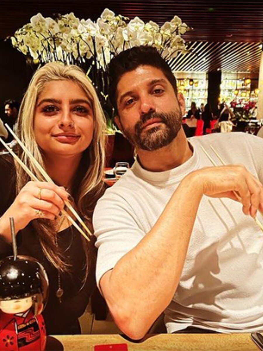 स्टाइलिश हैं फरहान अख्तर की बेटी शाक्य