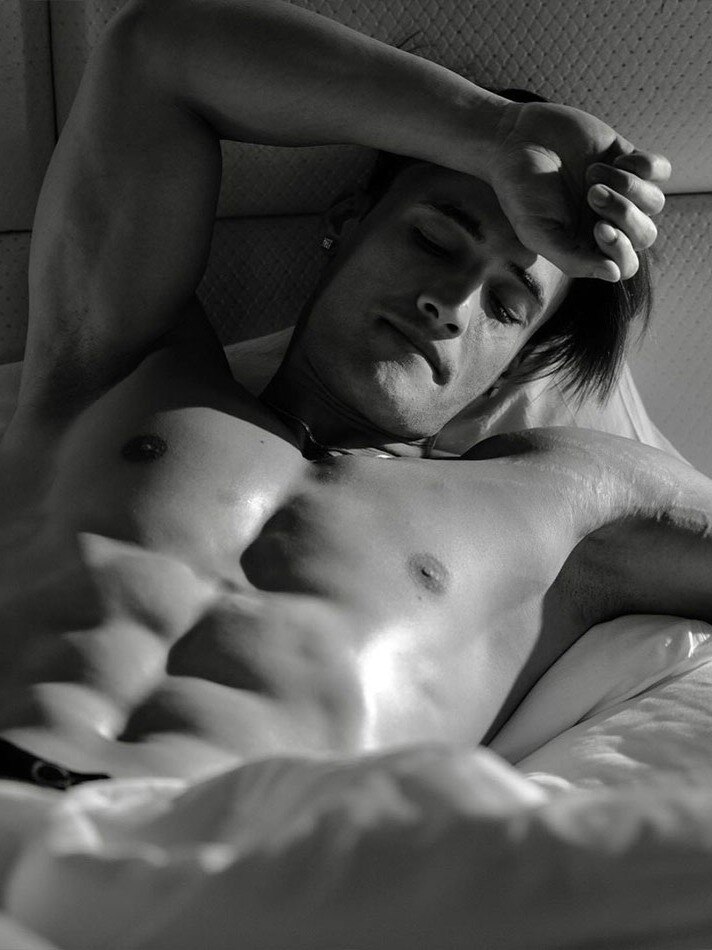 रणवीर के बाद आसिम का न्यूड फोटोशूट