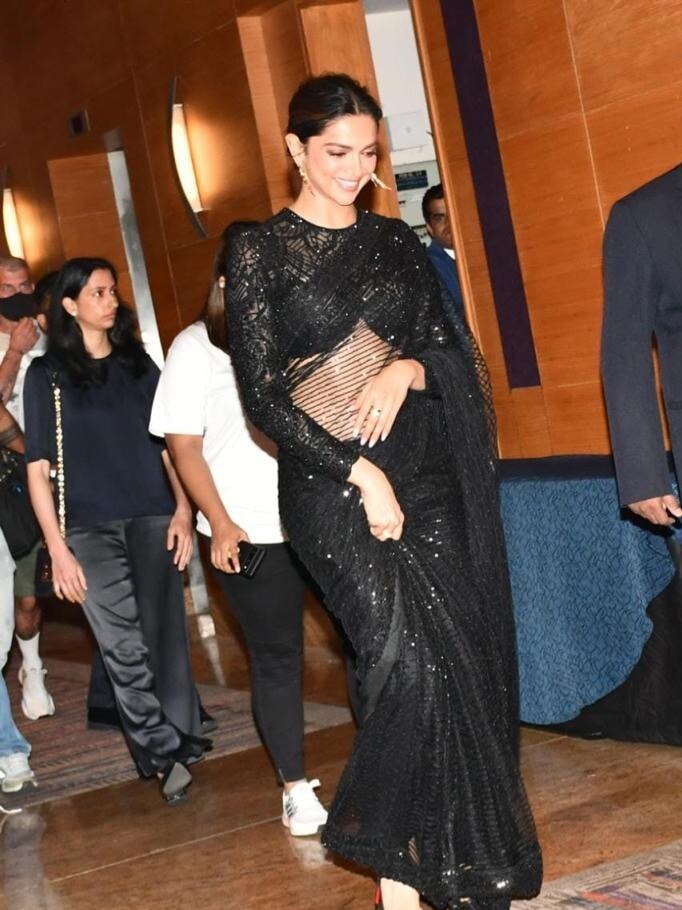 साड़ी के बाद शॉर्ट्स में दिखीं दीपिका