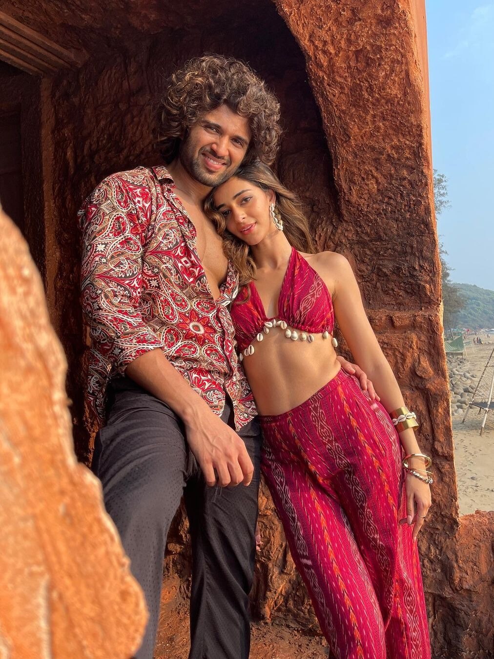 विजय संग अनन्या की 'जबरदस्त' केमिस्ट्री