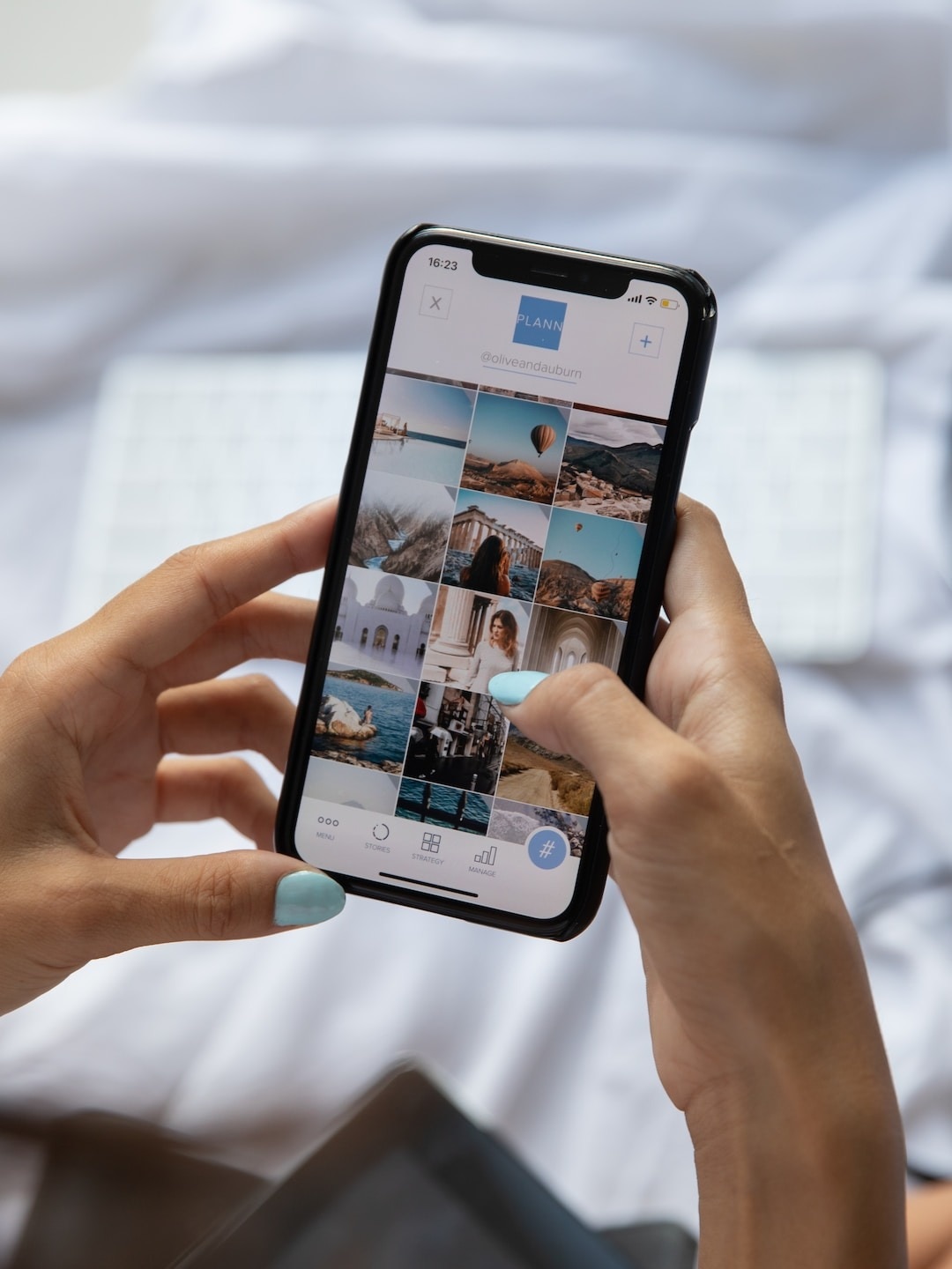 ফোন চুরি হলে তৎক্ষণাৎ করুন এই তিনটি কাজ