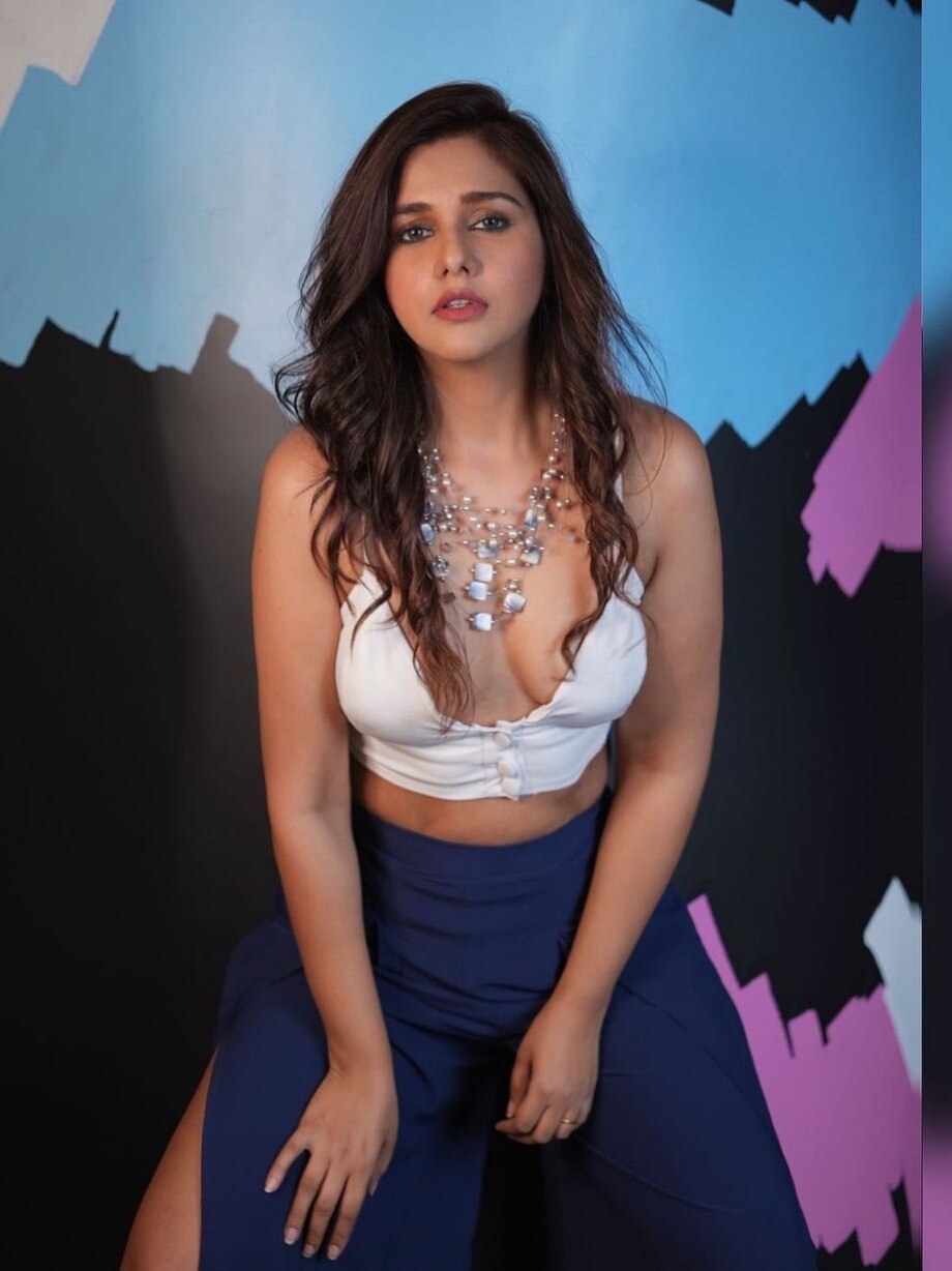 रियल लाइफ में ग्लैमरस हैं शालीन भनोट की एक्स वाइफ