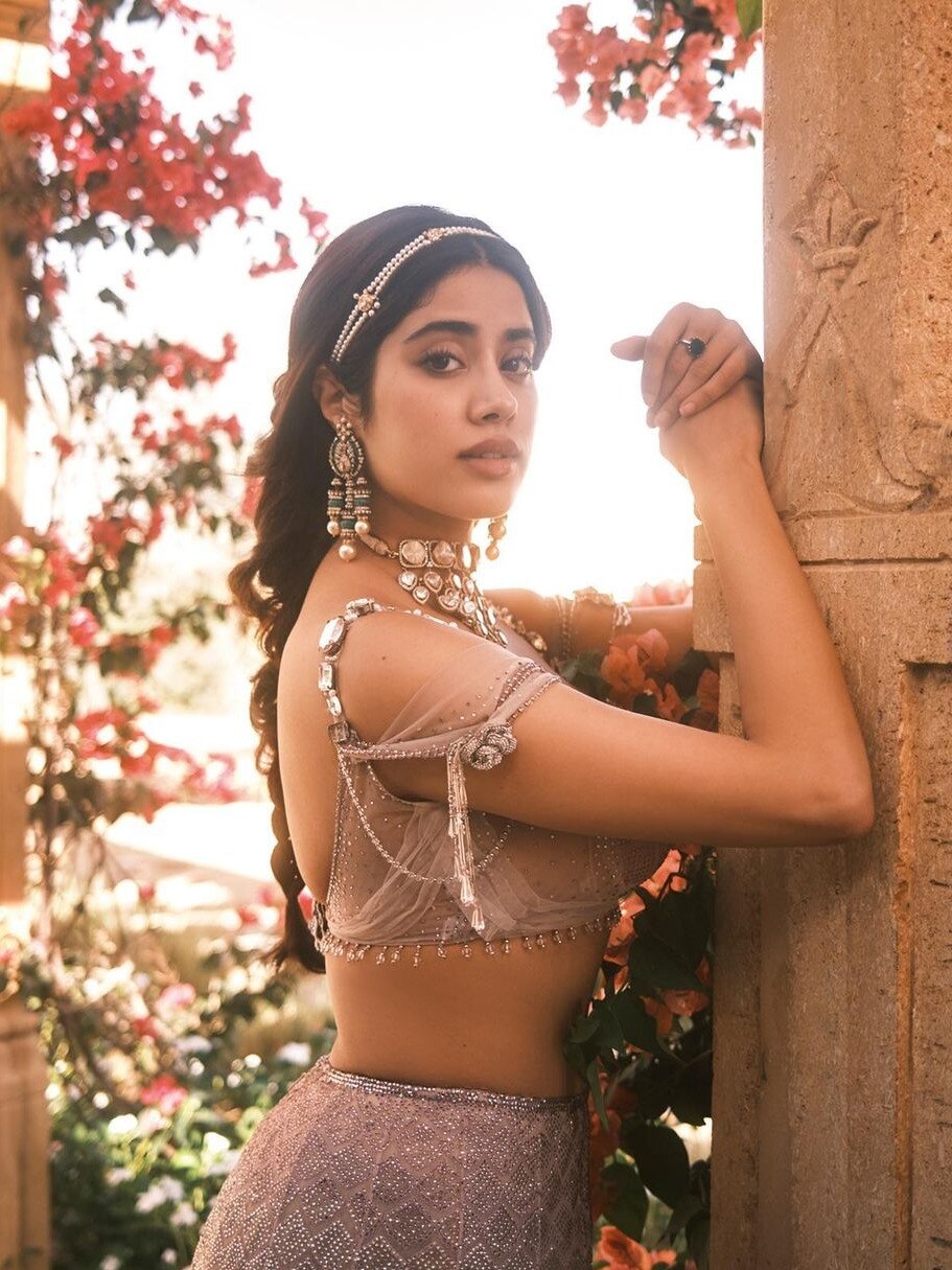 'थक-थक के मर-मर के आई हूं', जाह्नवी ने क्यों कहा?