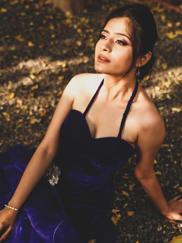 इतनी गलैमरस थीं वैशाली ठक्कर