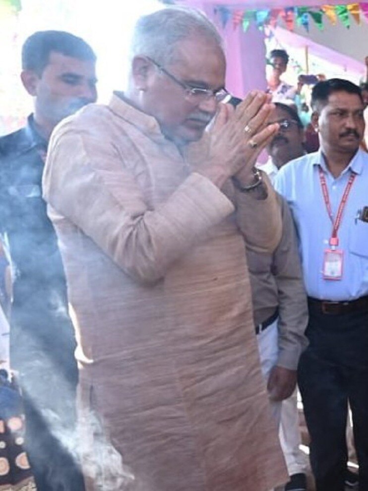 CM भूपेश बघेल ने क्यों खाई सोटे की मार? देखें Video