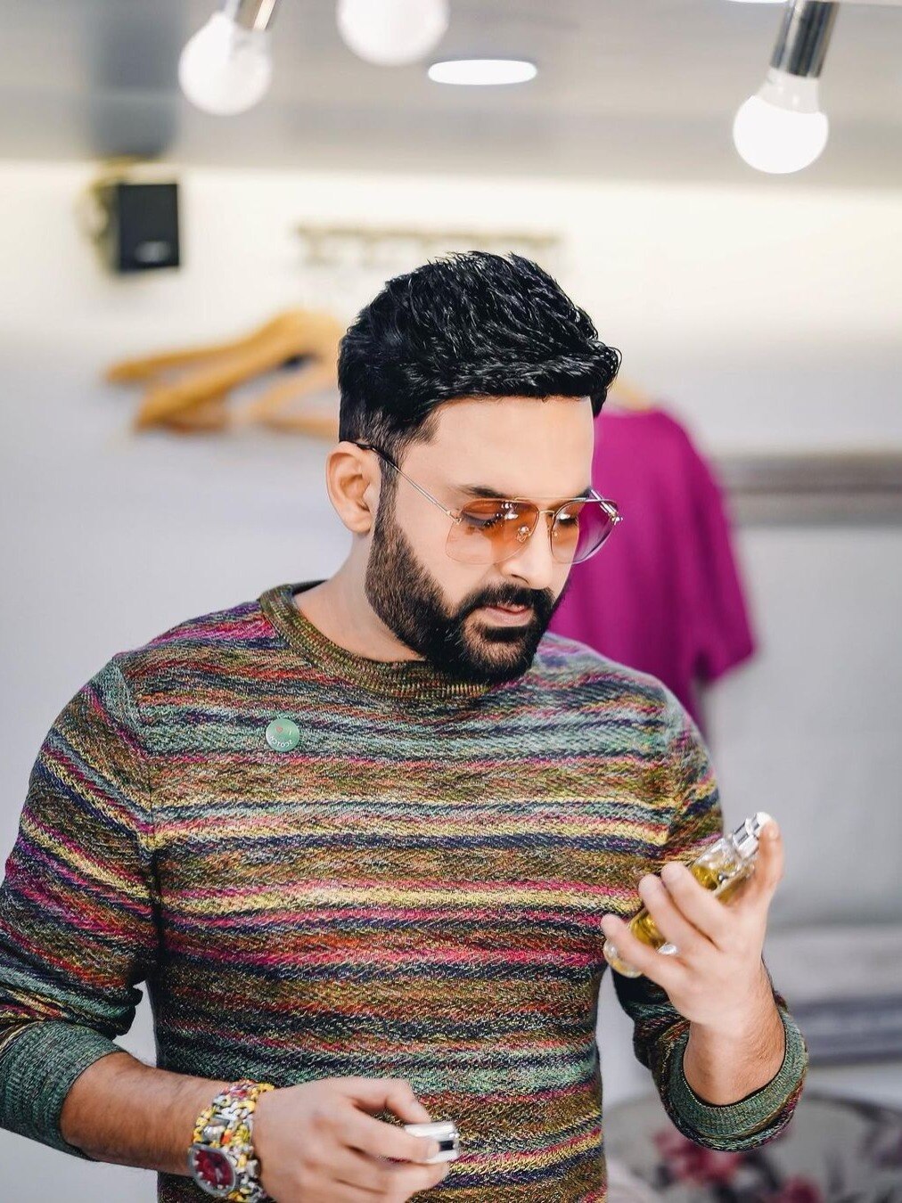 कपिल के डैश‍िंग लुक पर फिदा फैंस, पूछा- क्या खाते हो भाई?