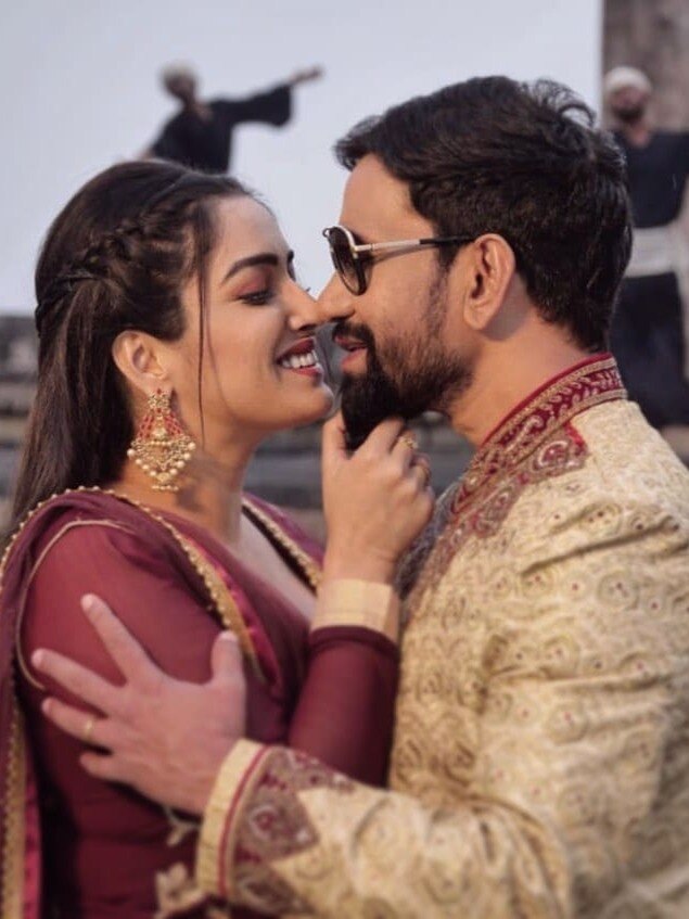 पूरी रात आम्रपाली का शो देखते रहे थे निरहुआ, फ‍िर हुआ ये