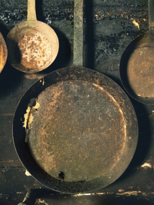 নন স্টিক প্যানে এক আঁচড়ও বিষ