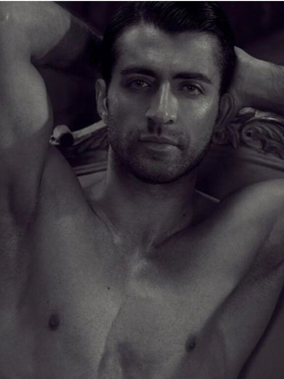 'लानत है', पाक एक्टर के न्यूड फोटोशूट पर भड़की आवाम