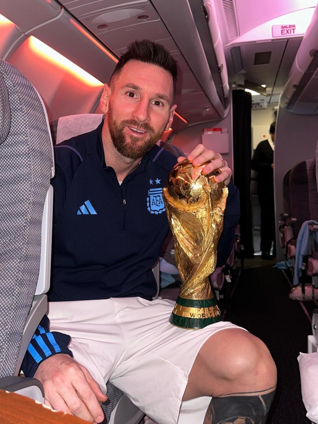 Instagrams Most Liked Picture: Lionel Messi kicks out egg from top spot