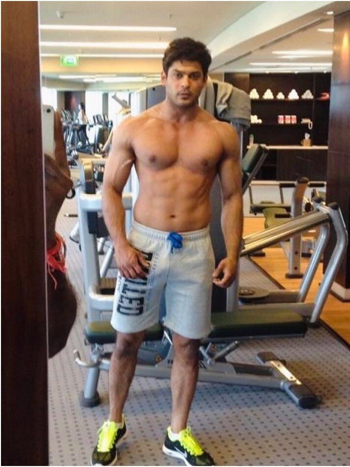 जब सिद्धार्थ शुक्ला की किक से टूटी दीवार, लोग समझे भूकंप आ गया