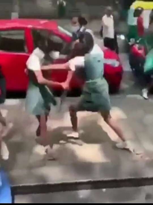 Angry Indians in 2022: Mid-flight Brawls To Bride Slapping Groom