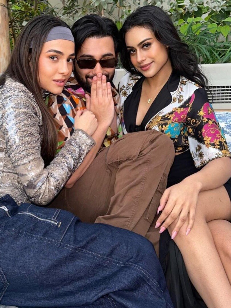 काजोल की बेटी न्यासा ने नाचते हुए किया नए साल का स्वागत, Photos