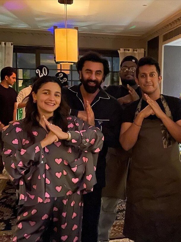 आलिया-रणबीर की प्राइवेट पार्टी, डिनर में क्या था खास? इनसाइड फोटोज