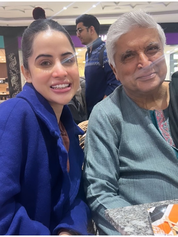 जावेद अख्तर हैं उर्फी के दादाजी! बोलीं- आखिरकार मिल ही ली