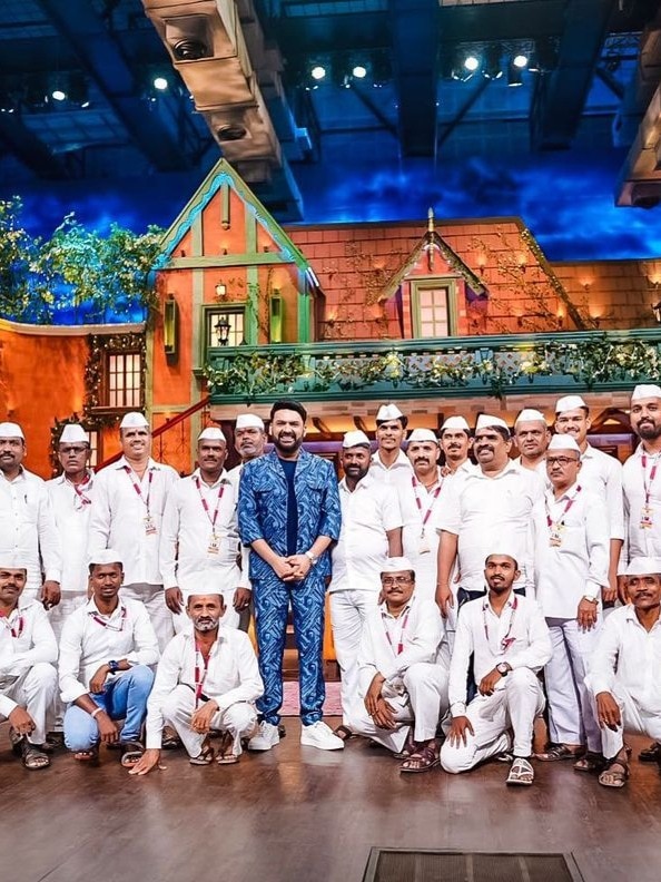 कपिल के शो में पहुंचे 'मुंबई डब्बावाला', इमोशनल हुए कॉमेडियन