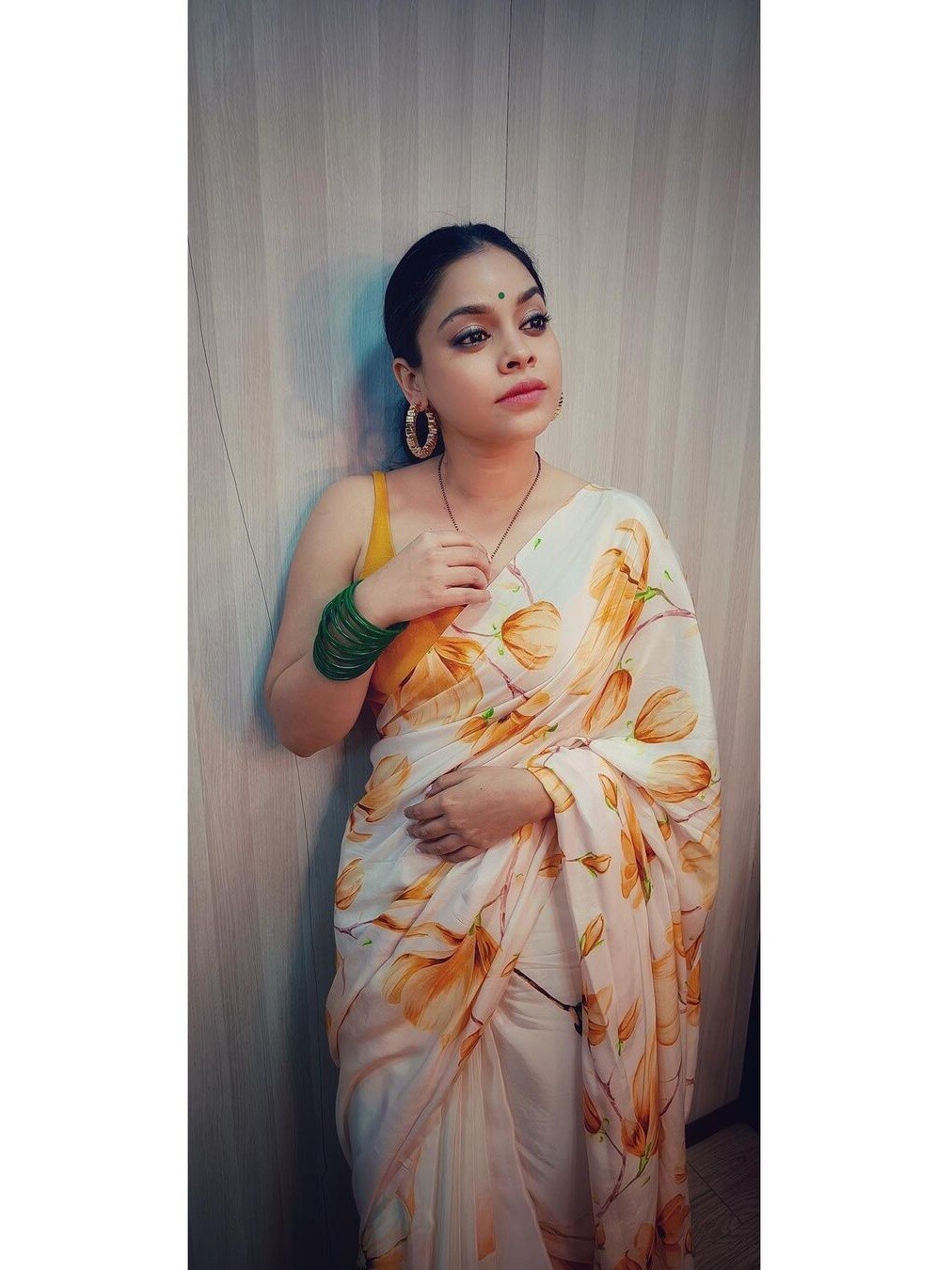 साड़ी में कपिल शर्मा की 'पत्नी' को देख होंगे Jealous, बताया कौन है कॉम्पिटिशन