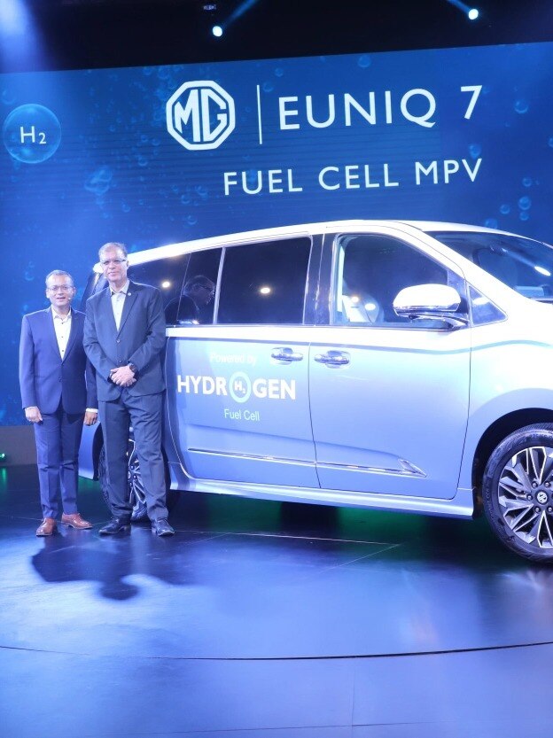 Auto Expo 2023: MG Motor India unveils hydrogen cell-powered MG Euniq 7