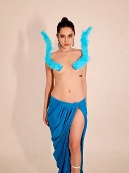 'हंसिनी' बनीं उर्फी जावेद ने दिखाए तेवर, फैंस बोले- तौबा तौबा