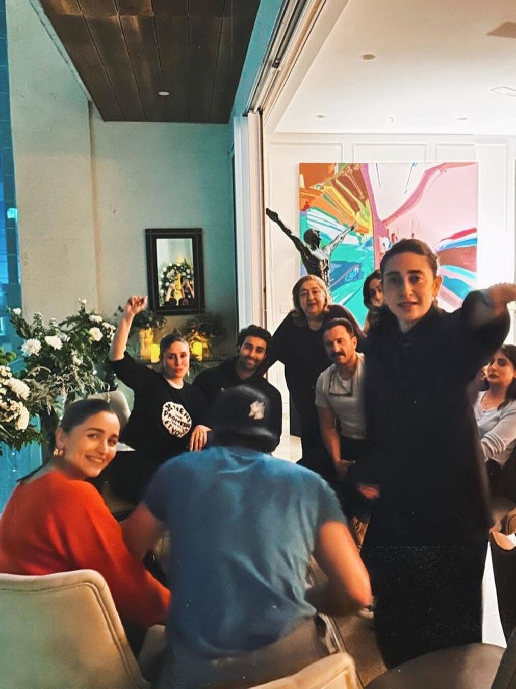 कपूर खानदान की लैविश डिनर पार्टी, अमिताभ का परिवार बना स्पेशल गेस्ट