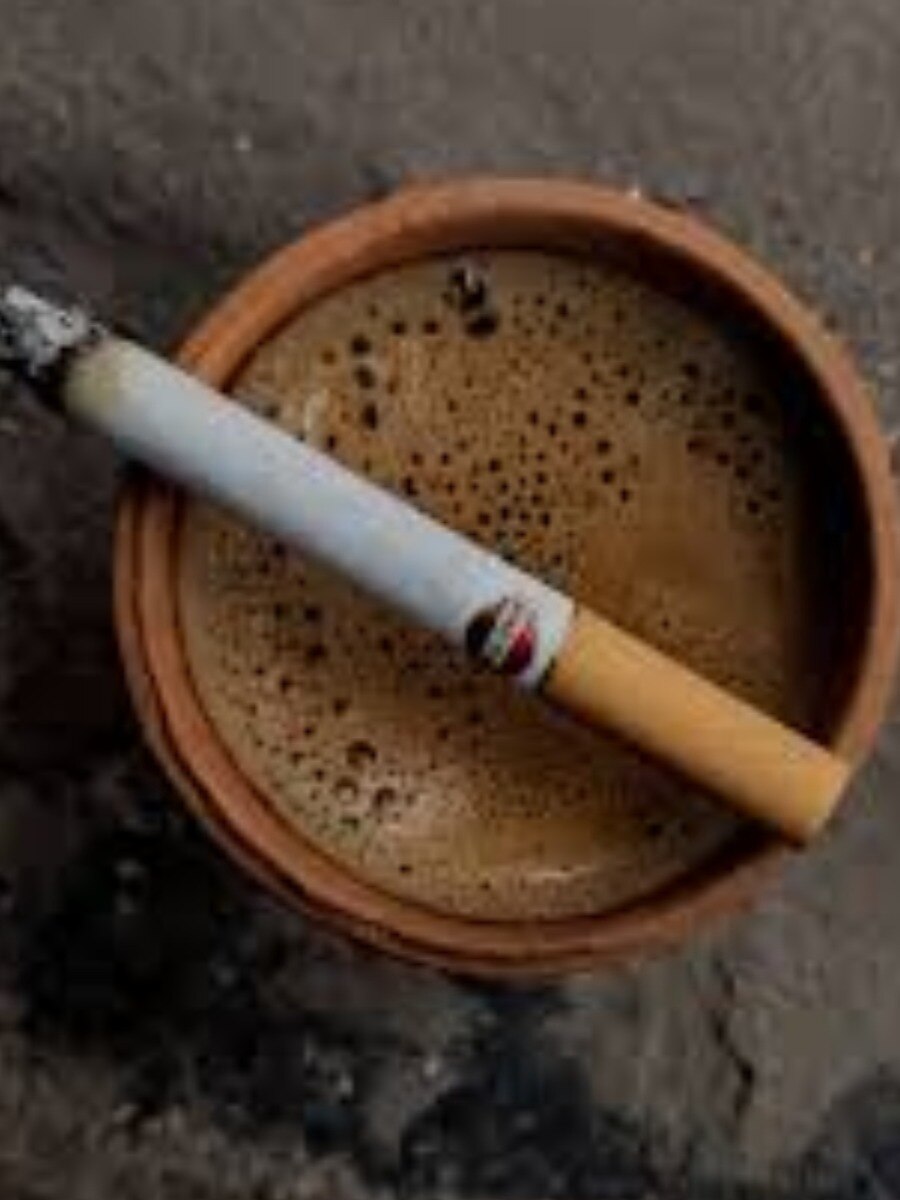 চায়ের সঙ্গে ধূমপানে বাড়ে ক্যানসারের ঝুঁকি