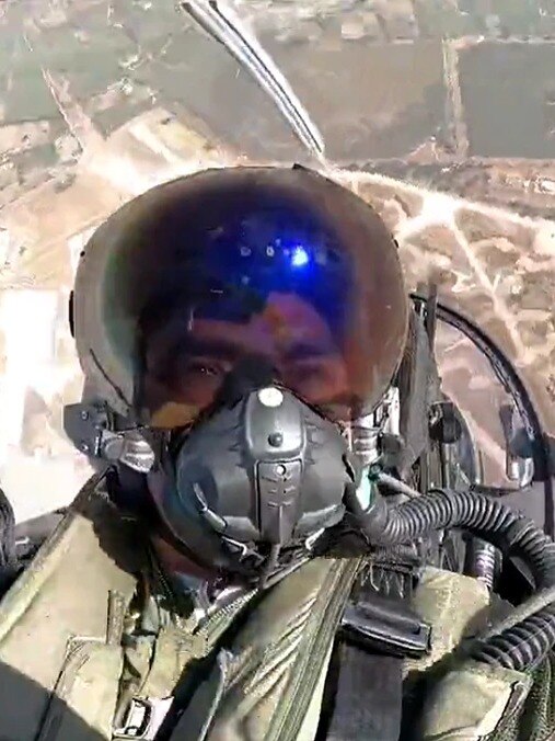 राफेल में सवार होकर कैसा लगता है? जरूर देखें यह  VIDEO