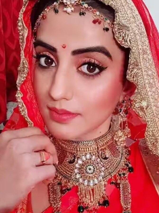 पवन सिंह को भूलीं अक्षरा सिंह, करने जा रही शादी! बैचलर पार्टी में की मस्ती